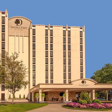 Doubletree By Hilton Philadelphia Airport Hotel Bagian luar foto