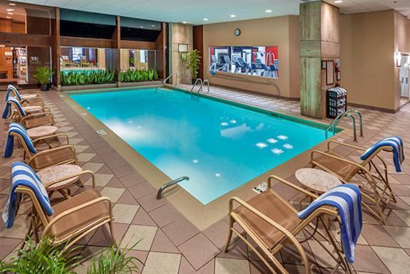 Doubletree By Hilton Philadelphia Airport Hotel Bagian luar foto